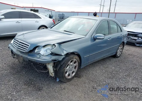 2006 Mercedes-Benz C 350 Luxury/Sport from USA, damaged, VIN WDBRF56H96F731773